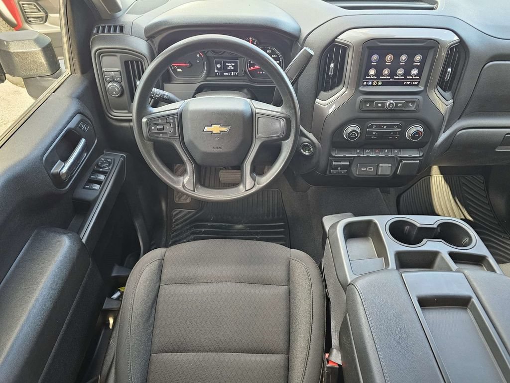 Used 2024 Chevrolet Silverado 2500 Custom w/ Custom Convenience Package RWD image 16