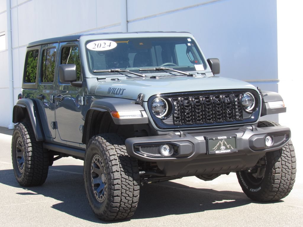 Used 2024 Jeep Wrangler Unlimited Sport AWD/4WD image 2