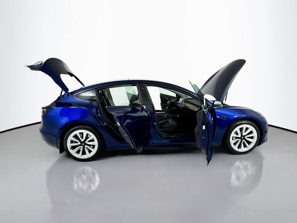 Used 2022 Tesla Model 3 Long Range image 36