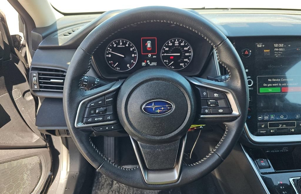 Used 2025 Subaru Outback Premium AWD/4WD image 38