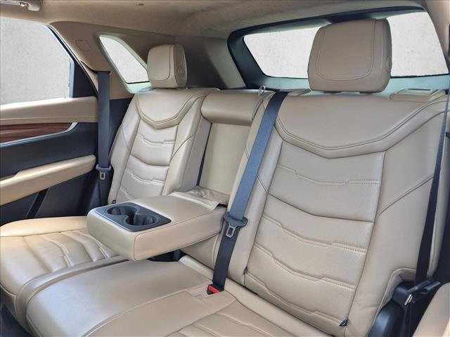 Used 2018 Cadillac XT5 Platinum w/ Driver Assist Package AWD/4WD image 15