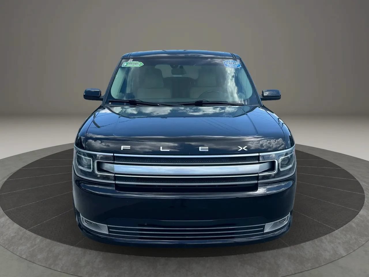 Used 2019 Ford Flex Limited w/ Equipment Group 301A FWD image 2