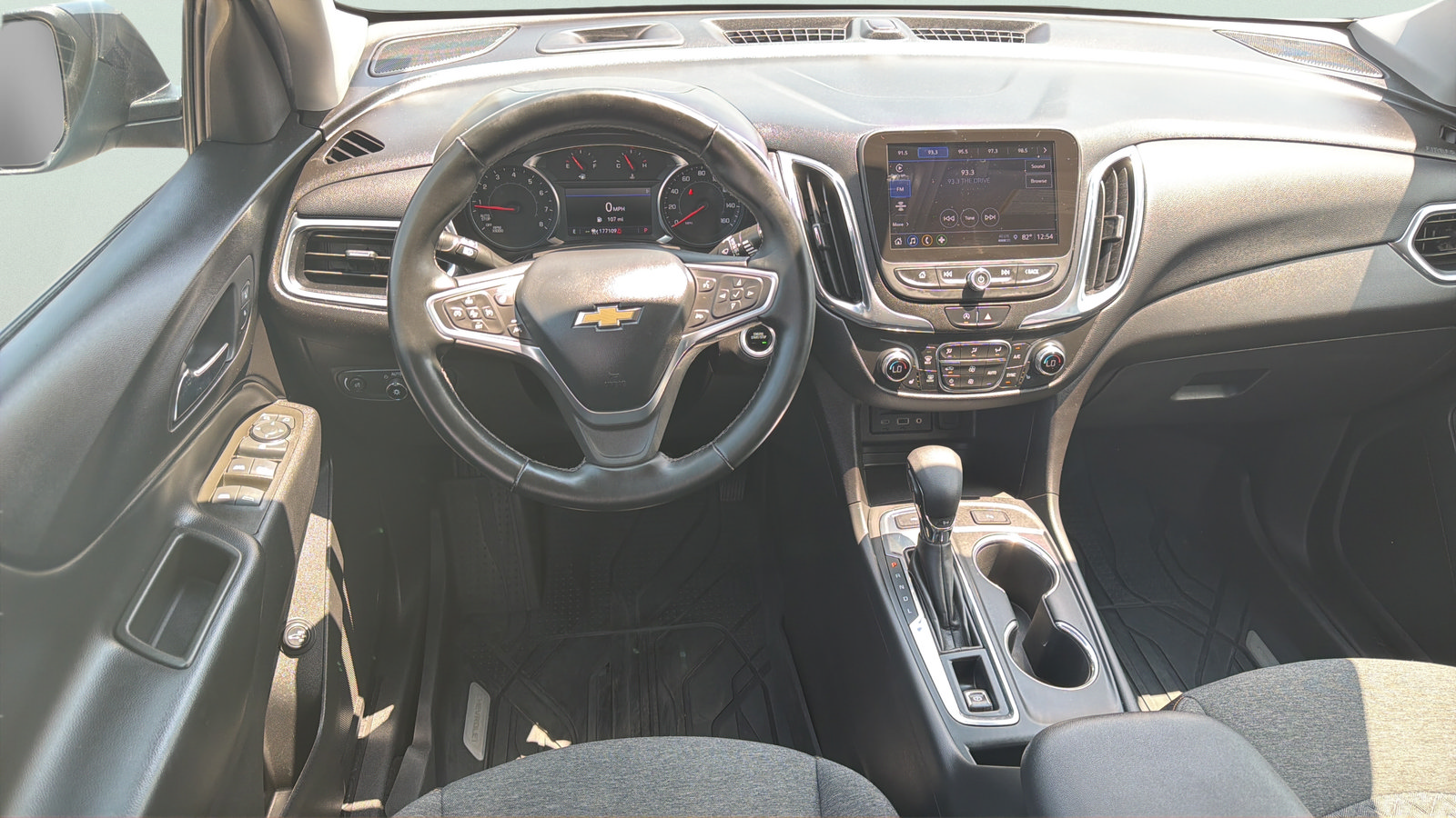 Used 2023 Chevrolet Equinox LT AWD/4WD image 13