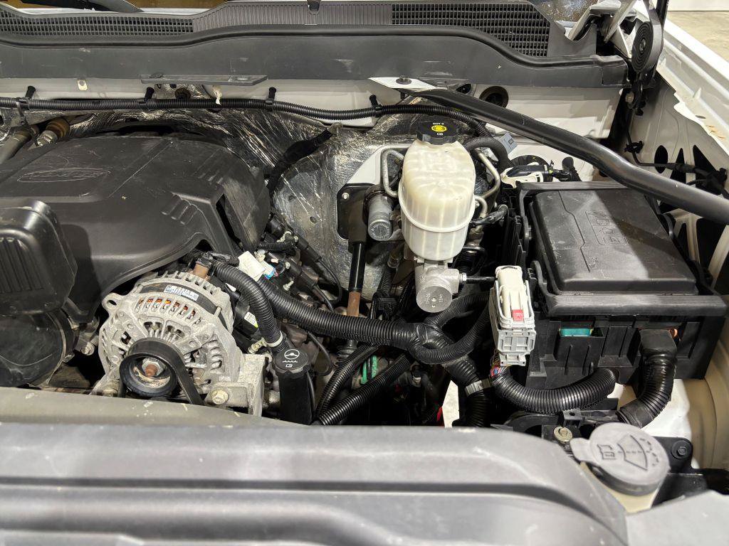 Used 2018 Chevrolet Silverado 2500 W/T w/ Snow Plow Prep Package AWD/4WD image 25
