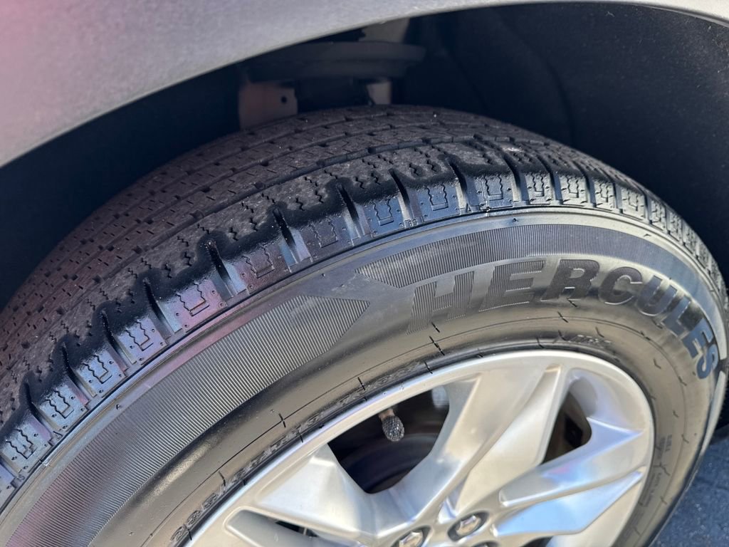 Used 2019 Chevrolet Blazer LT image 33