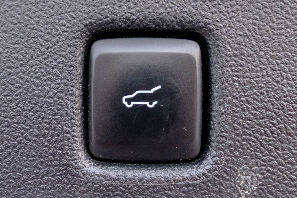 Used 2021 Ford Escape SE w/ Convenience Package image 30