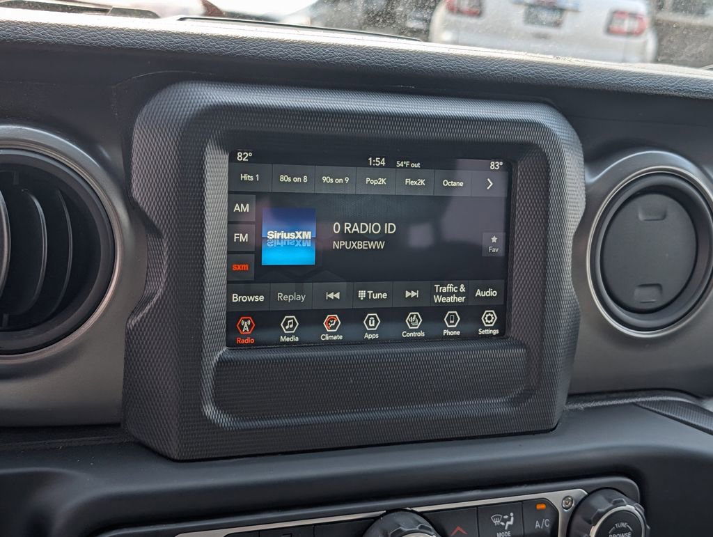 Used 2023 Jeep Wrangler Unlimited w/ Cold Weather Group image 34