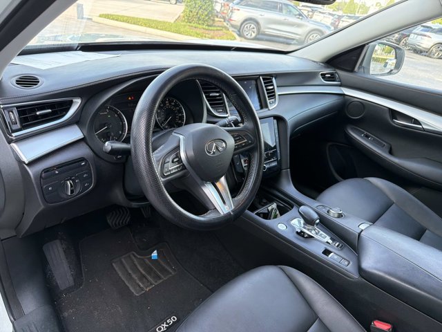 Used 2020 INFINITI QX50 Luxe w/ Navigation Package AWD/4WD image 14