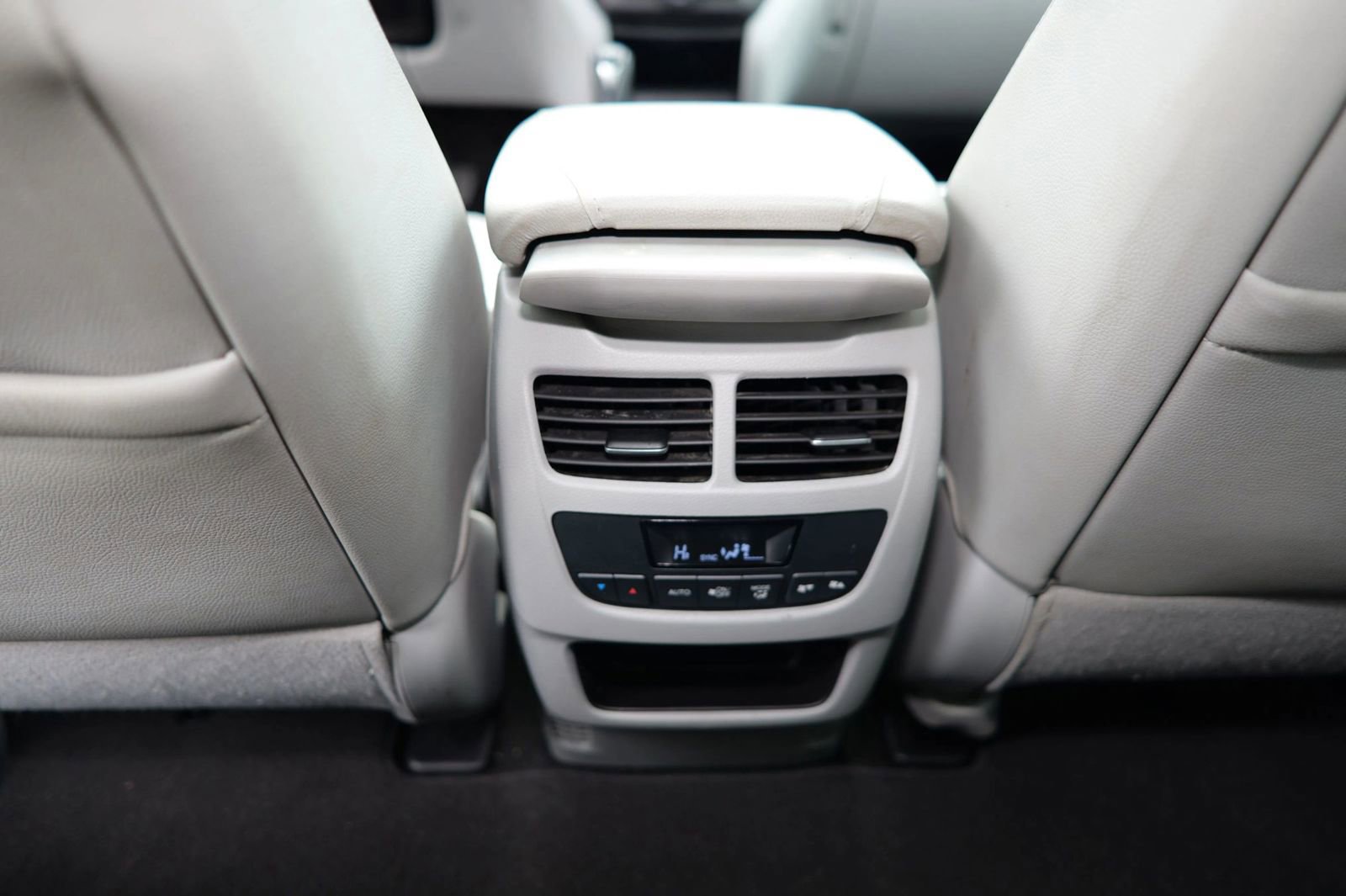 Used 2015 Acura MDX SH-AWD image 35