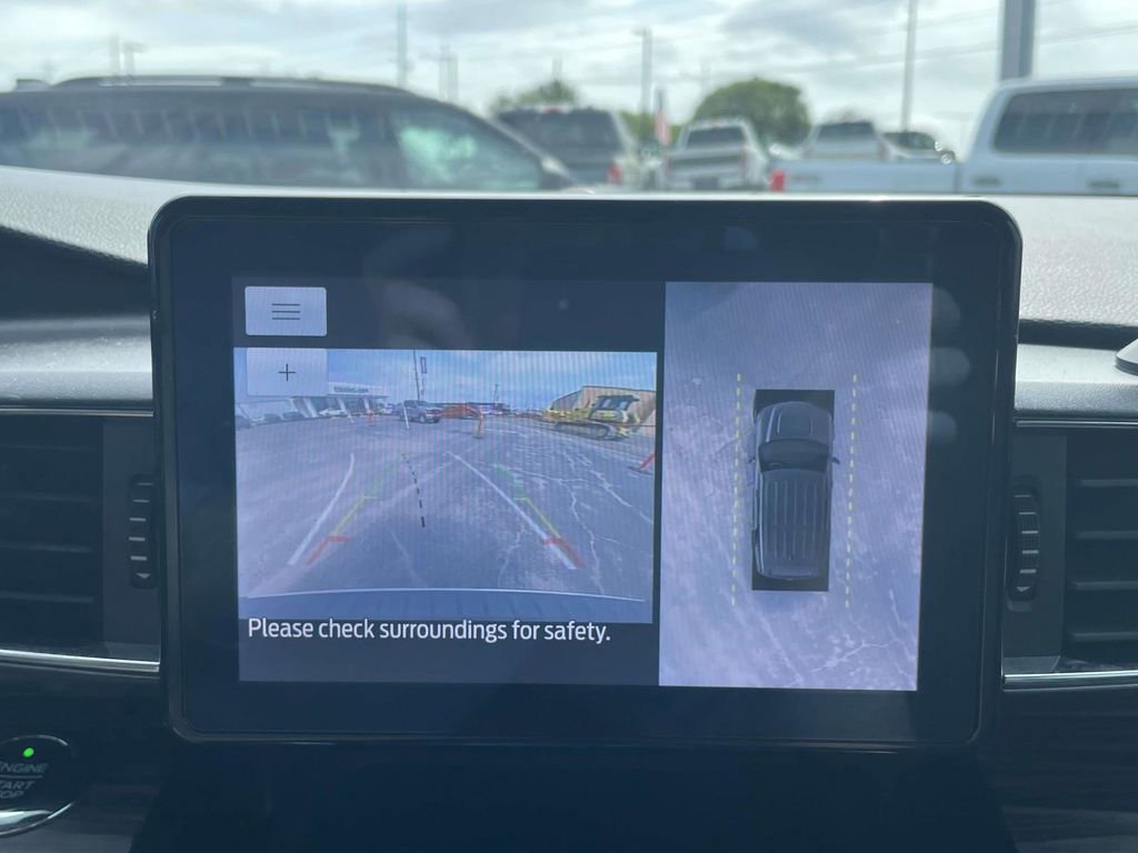 Certified 2021 Ford Explorer Limited w/ Equipment Group 301A image 20