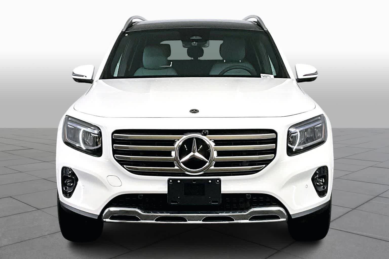 New 2026 Mercedes-Benz GLB 250 4MATIC image 3