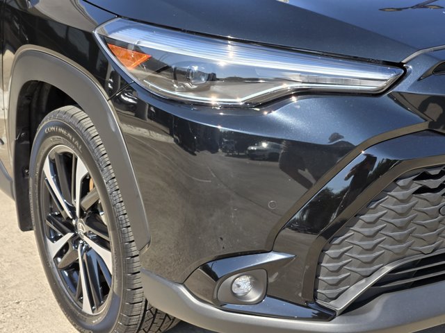 Used 2025 Toyota Corolla Cross AWD Hybrid w/ Convenience Package image 9
