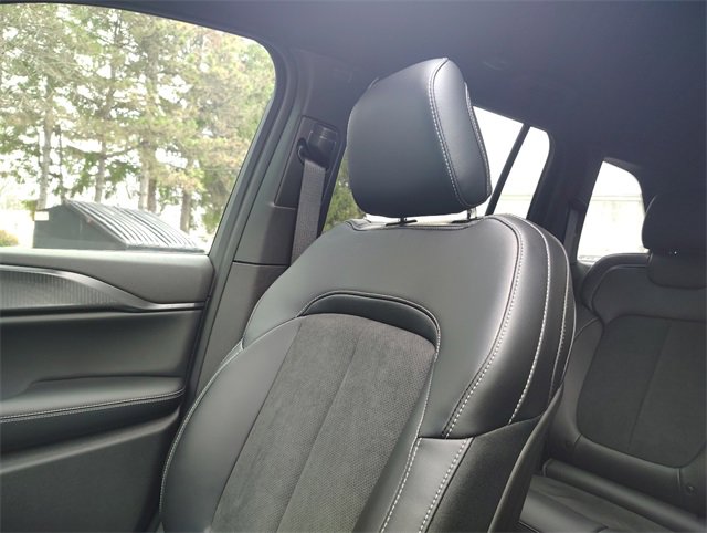 New 2025 Jeep Grand Cherokee Altitude w/ Trailer Tow Package image 26