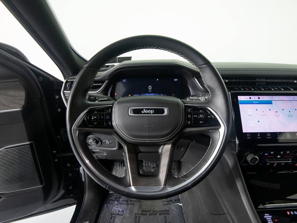 Used 2022 Jeep Grand Cherokee L Overland w/ Luxury Tech Group IV AWD/4WD image 19