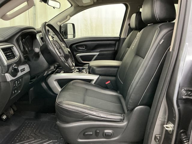 Used 2017 Nissan Titan PRO-4X image 21