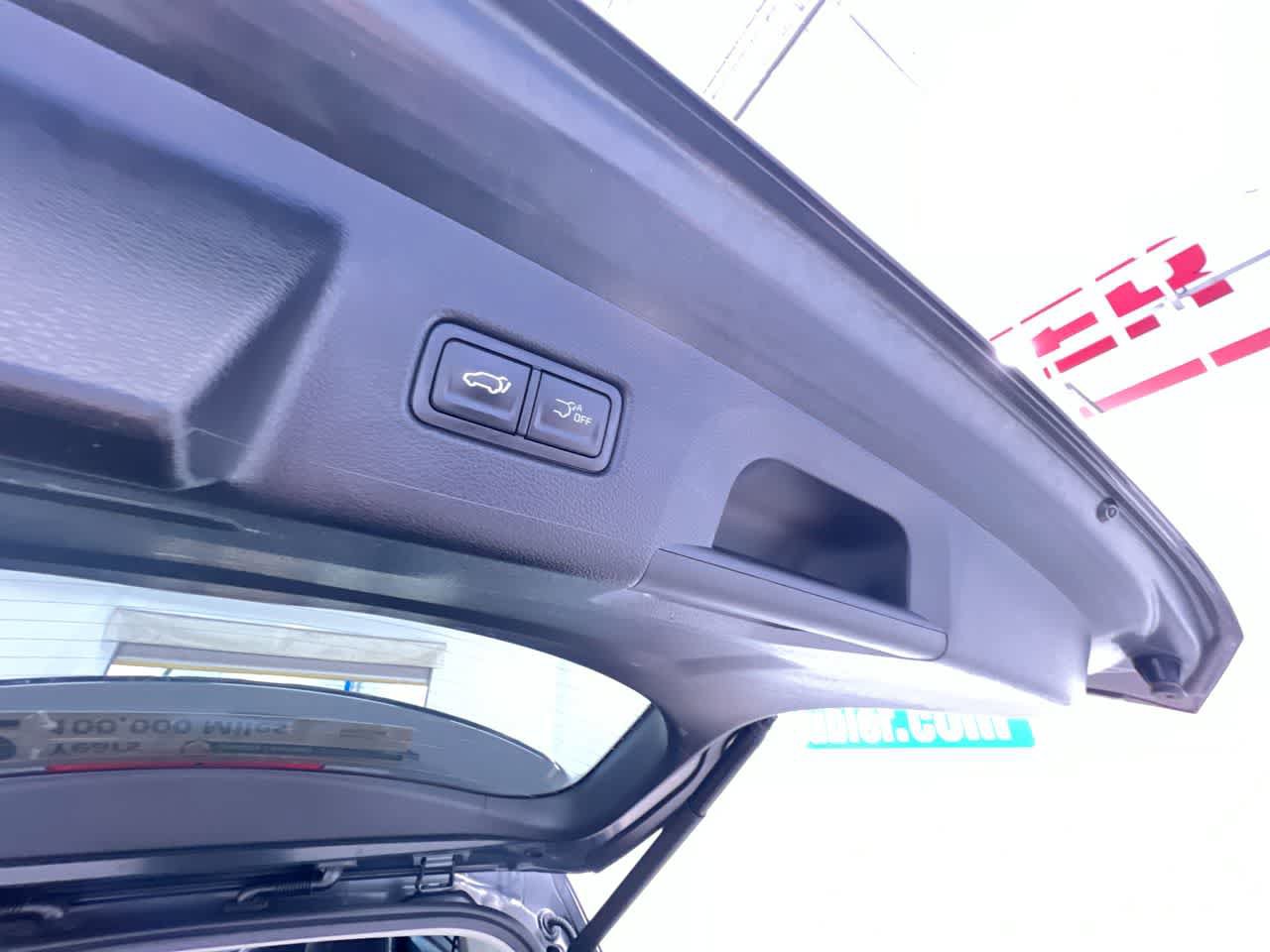 Used 2025 Kia Telluride S FWD image 47