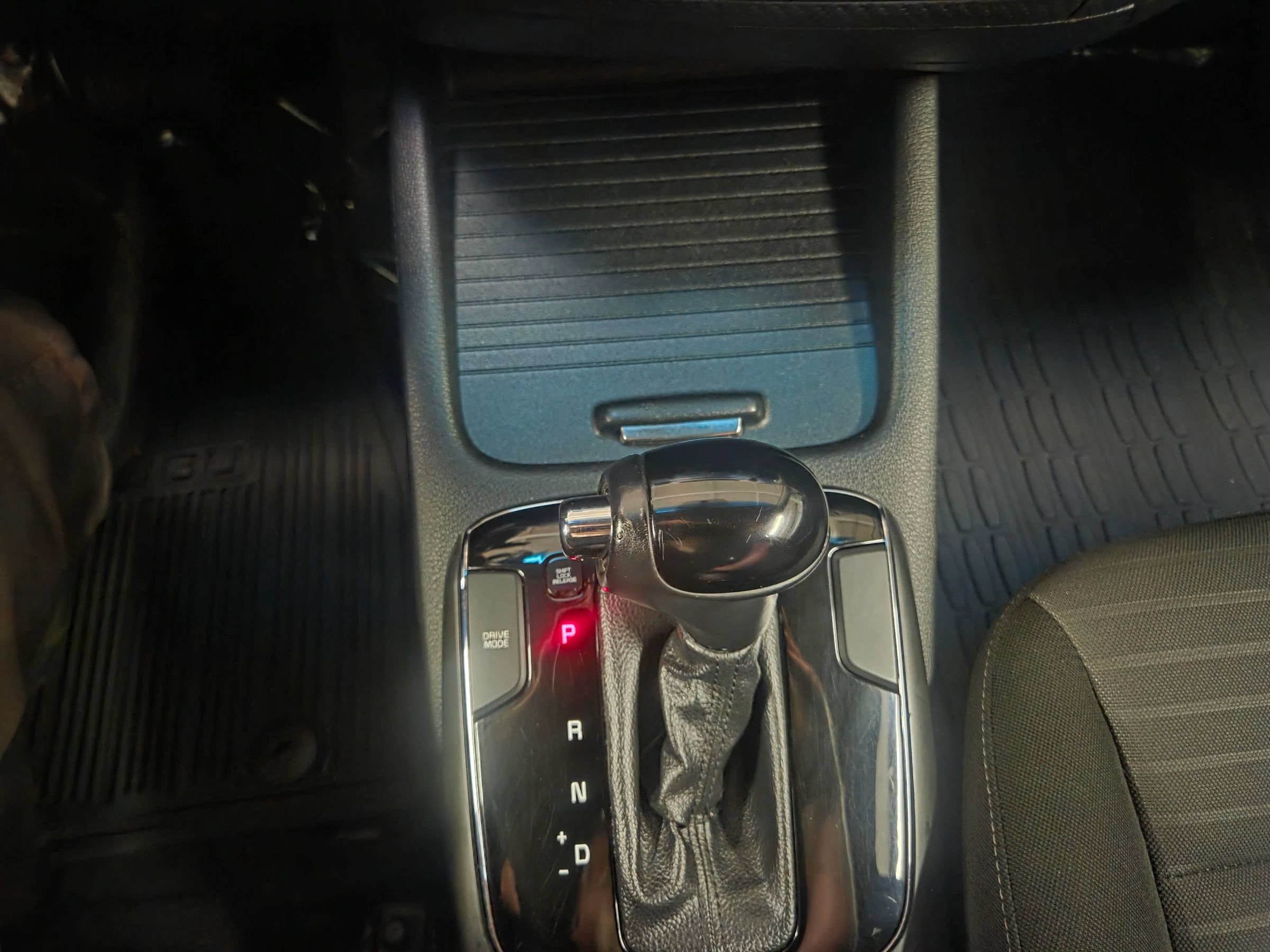 Used 2017 Kia Forte S FWD image 25