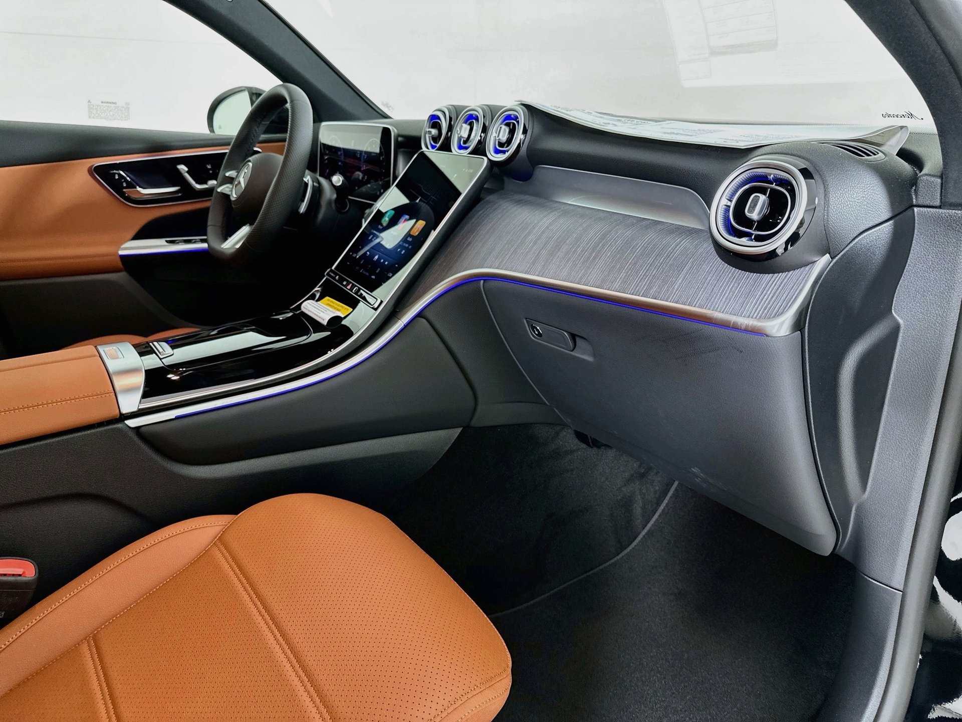 New 2027 Mercedes-Benz GLC 300 4MATIC image 32