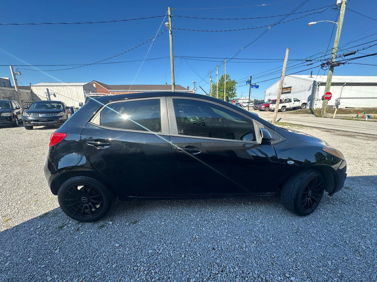 Used 2013 MAZDA MAZDA2 Sport FWD image 5