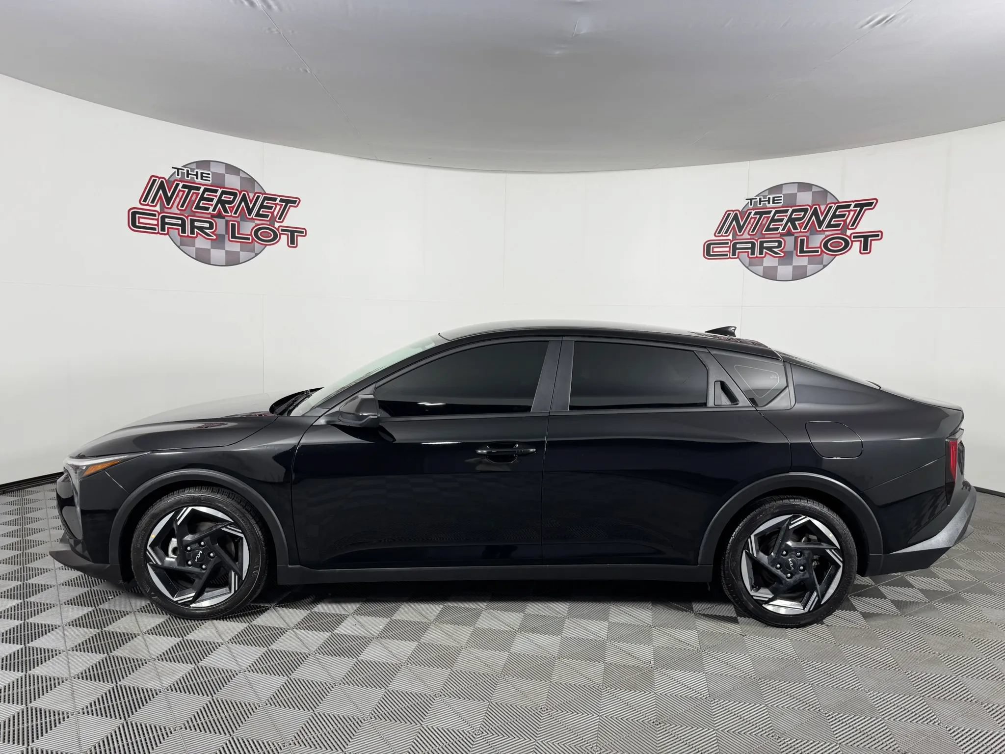 Used 2025 Kia K4 EX FWD image 4