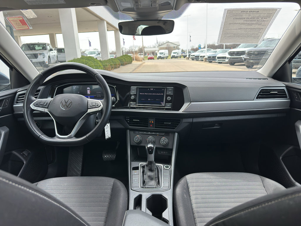 Used 2024 Volkswagen Jetta S image 11