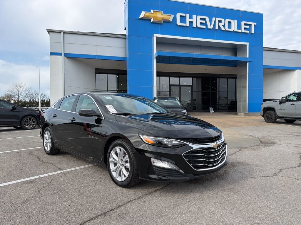 Used 2025 Chevrolet Malibu LT