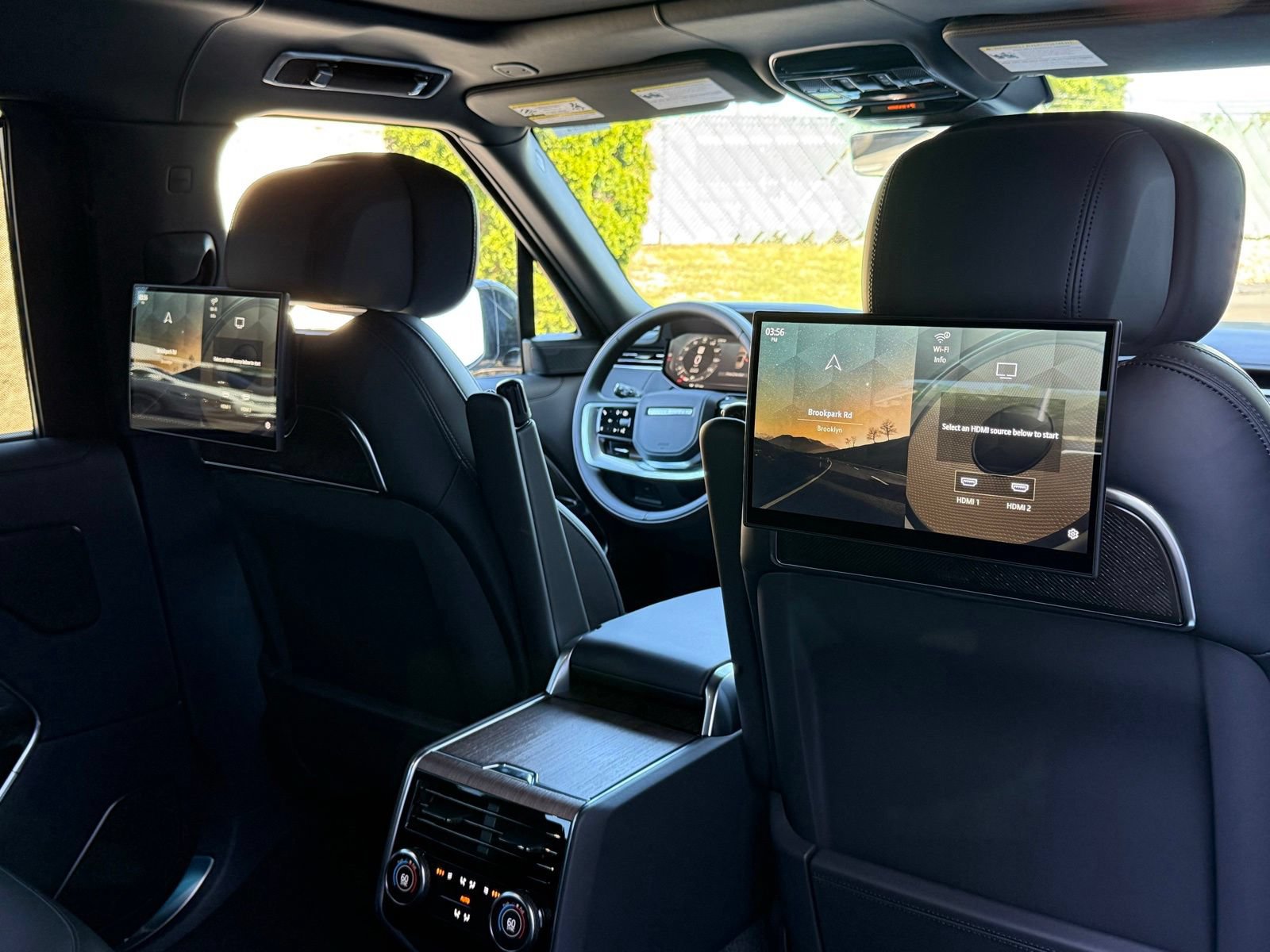 New 2026 Land Rover Range Rover Long Wheelbase Autobiography AWD/4WD image 21