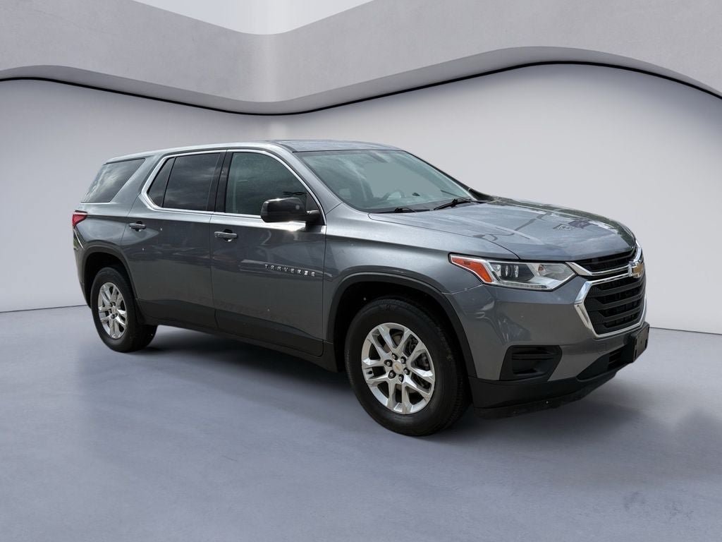 Used 2021 Chevrolet Traverse LS AWD/4WD image 7
