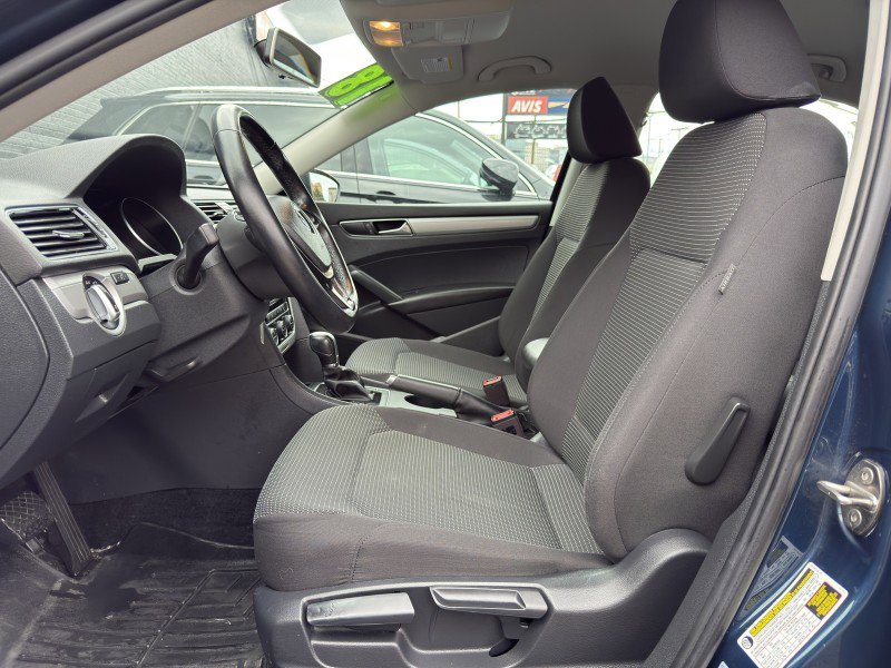 Used 2018 Volkswagen Passat 2.0T S image 14