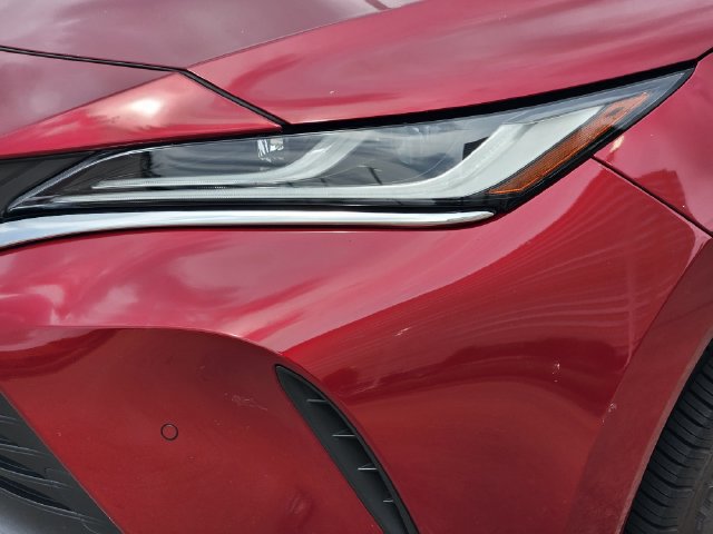 Certified 2022 Toyota Venza Limited w/ Advanced Technology Package AWD/4WD image 9
