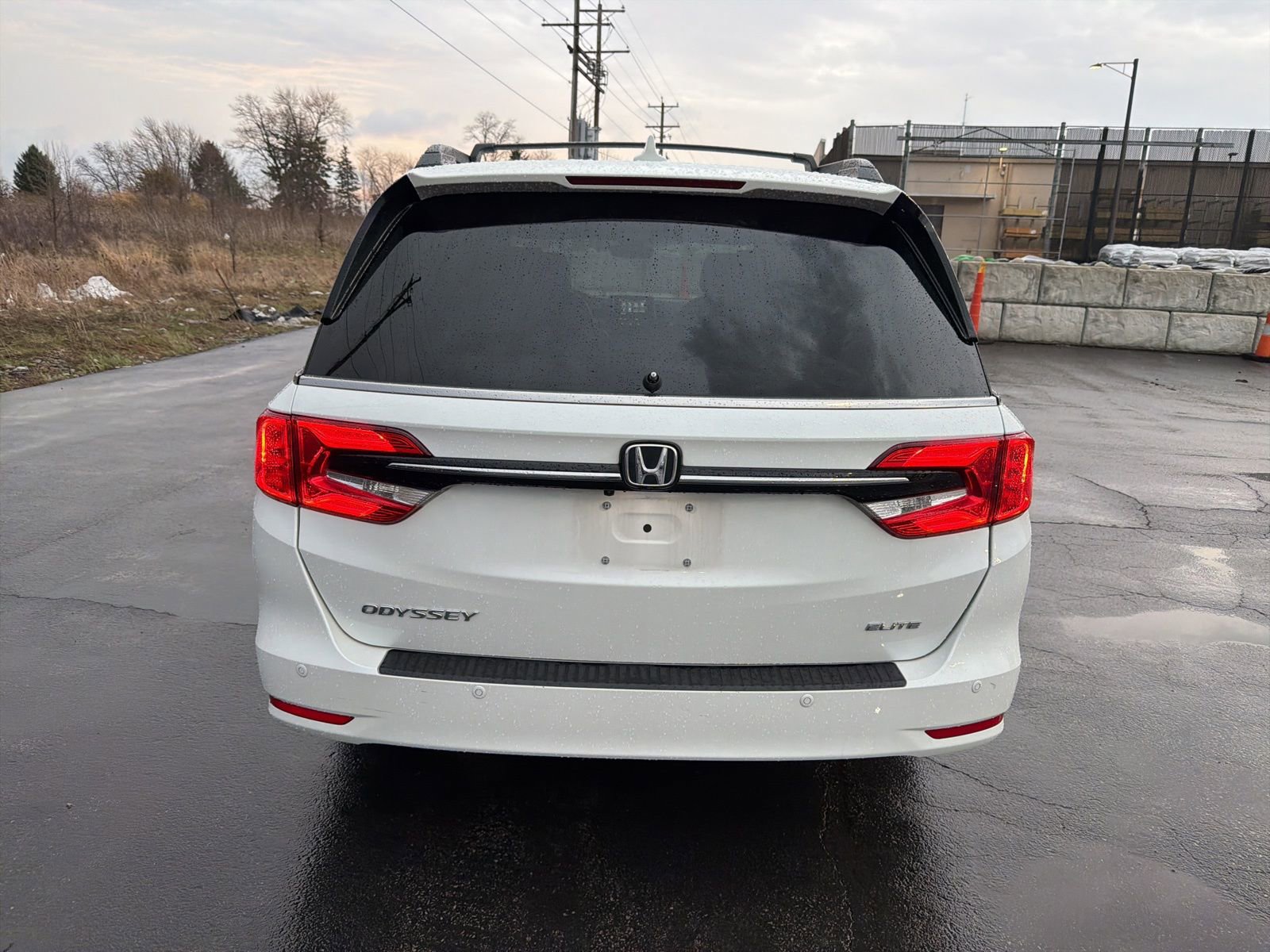 Used 2023 Honda Odyssey Elite image 7