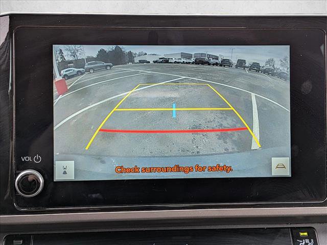 Certified 2025 Toyota Camry SE image 11