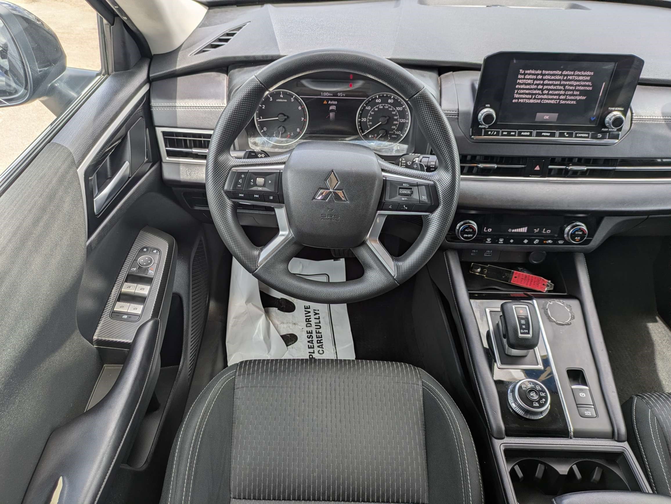 Used 2024 Mitsubishi Outlander ES AWD/4WD image 15