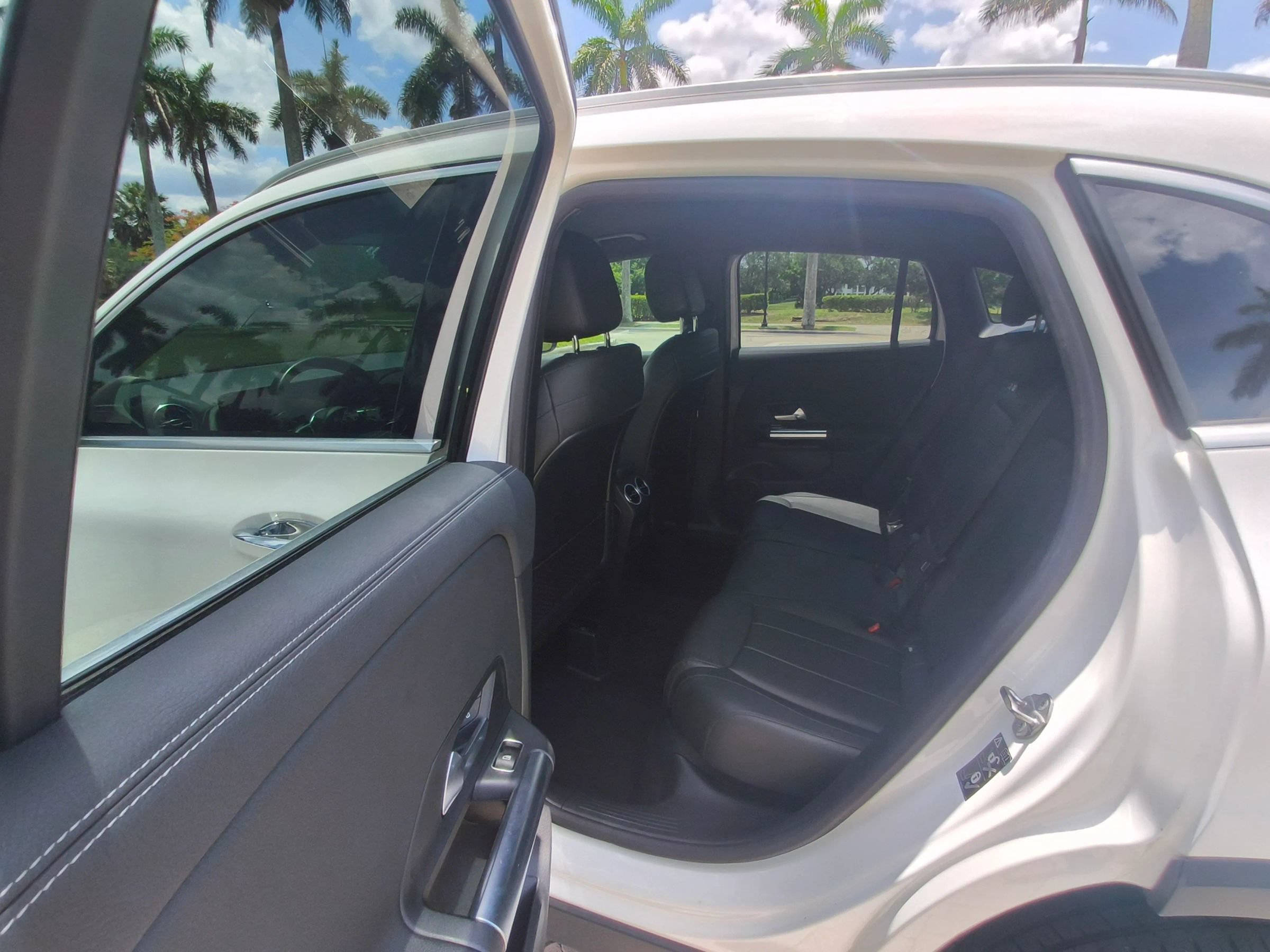 Used 2021 Mercedes-Benz GLA 250 image 12