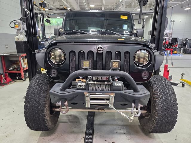 Used 2012 Jeep Wrangler Unlimited Sahara w/ Dual Top Group AWD/4WD image 2