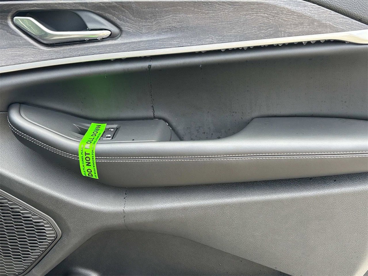 New 2025 Jeep Grand Cherokee L Limited w/ Black Appearance Package image 38