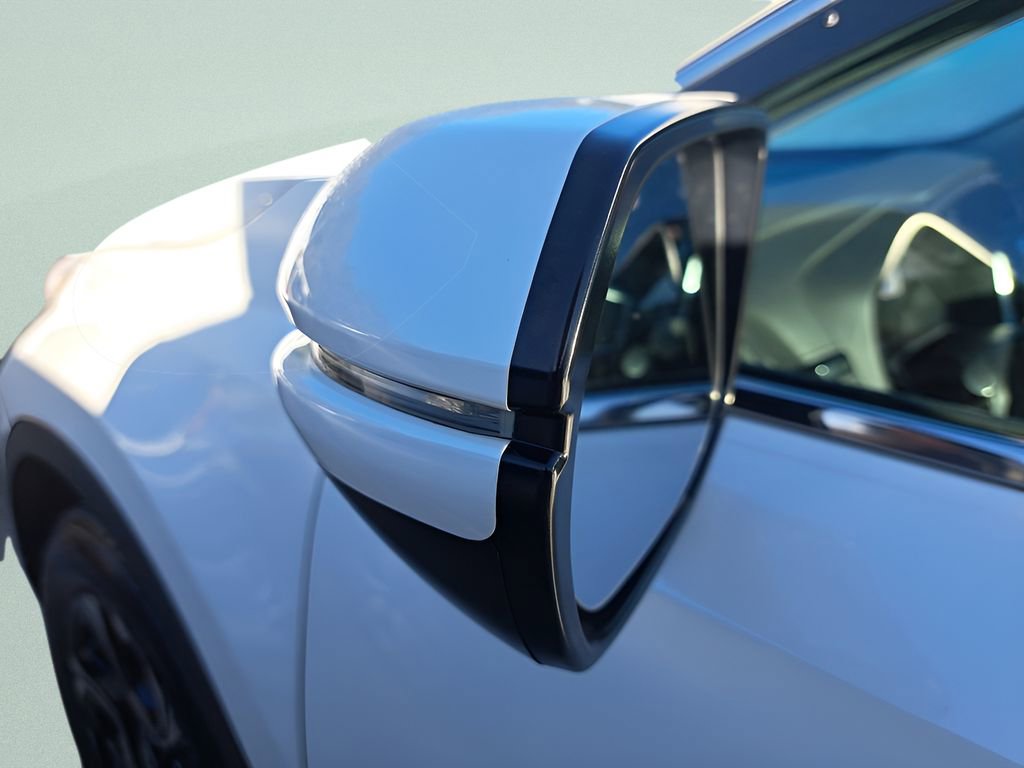 Used 2018 Honda CR-V Touring image 9