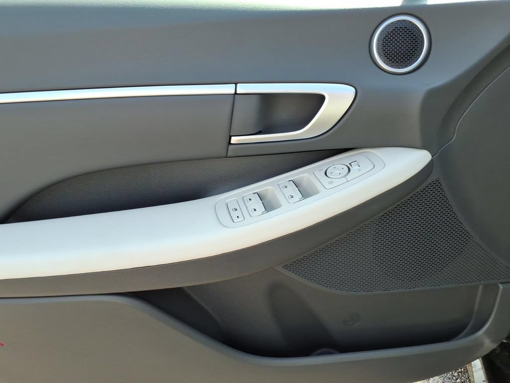 New 2026 Hyundai Sonata SEL FWD image 13