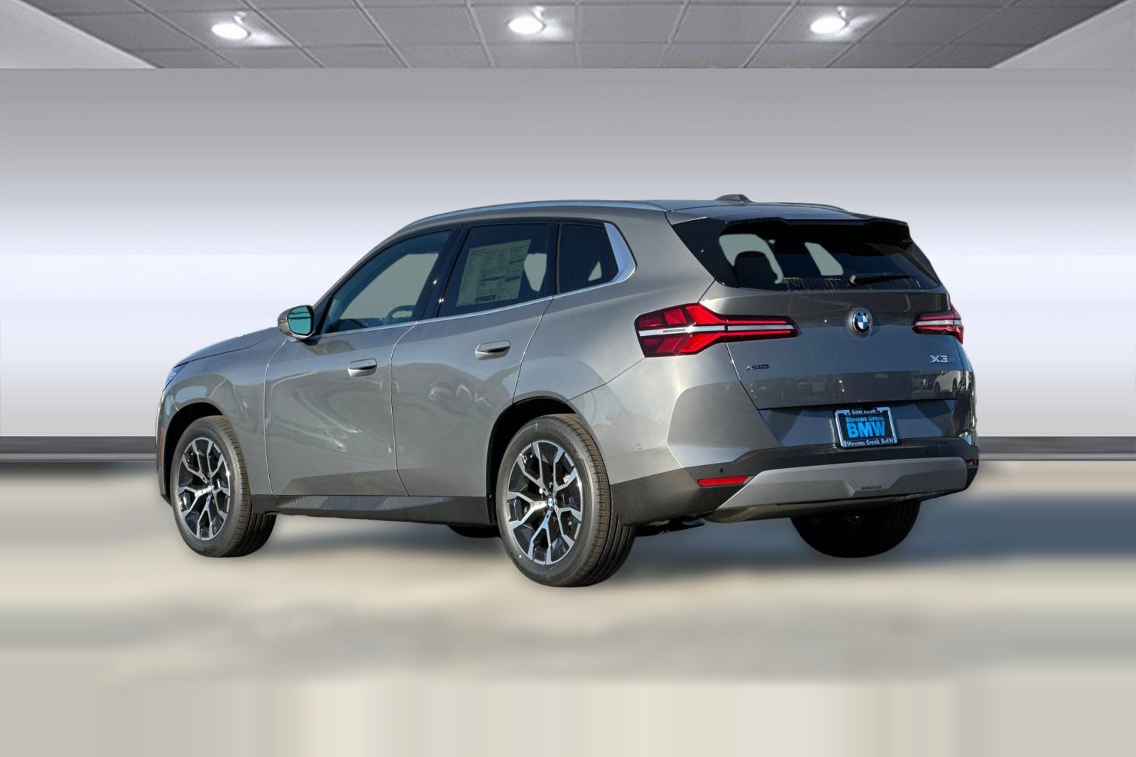 Used 2026 BMW X3 xDrive30i w/ Premium Package AWD/4WD image 3
