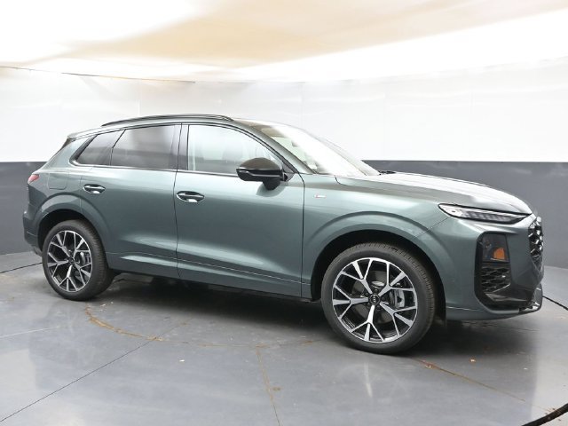 New 2026 Audi Q3 quattro 2.0T AWD/4WD image 7