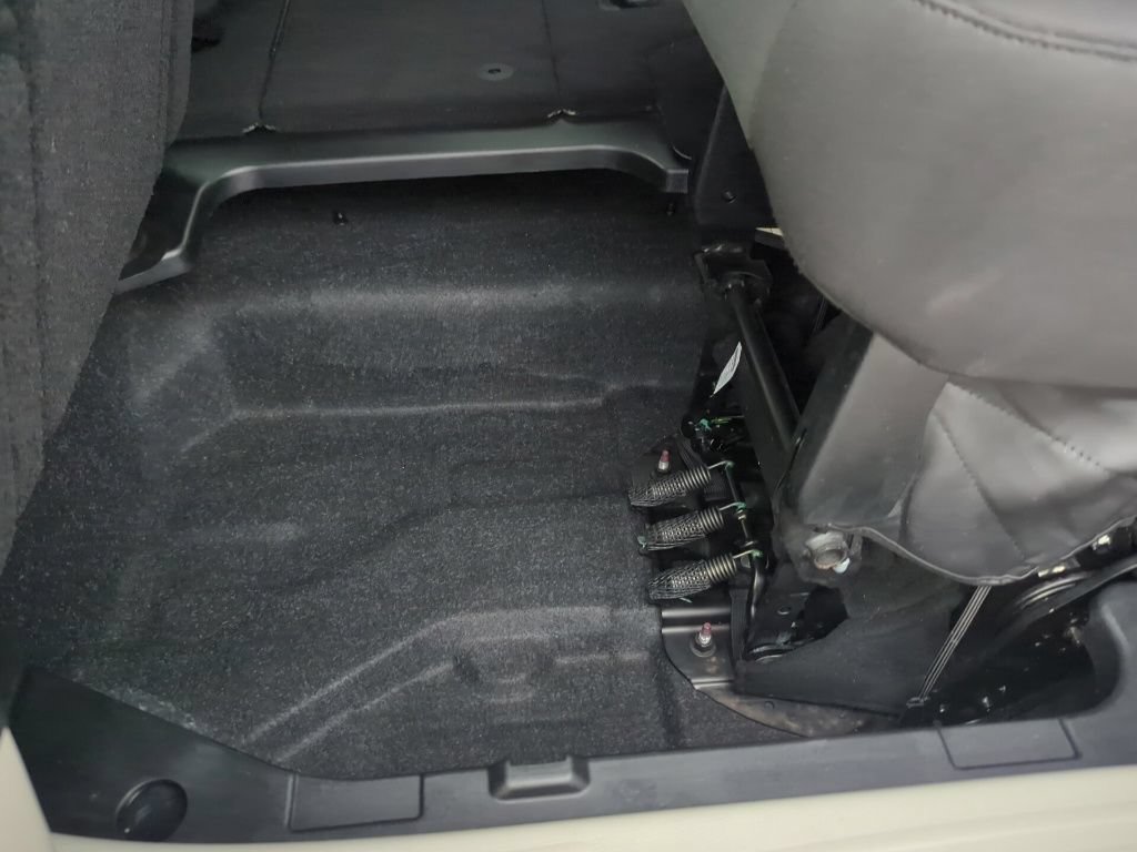 Used 2017 Chrysler Pacifica Touring Plus FWD image 41