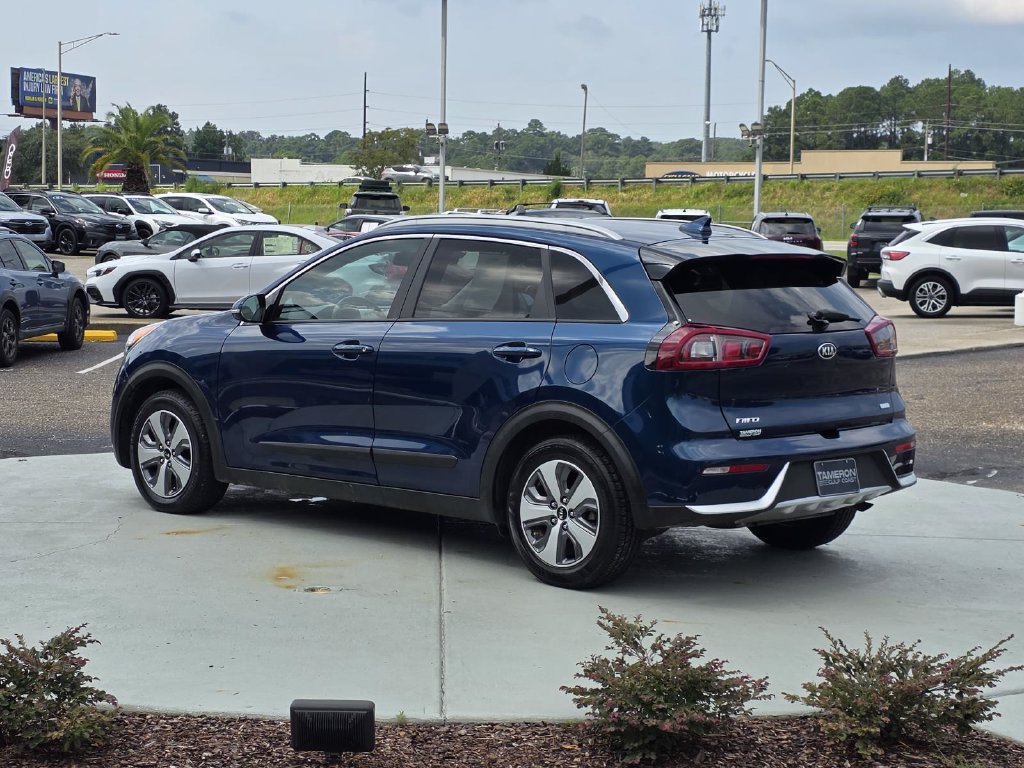 Used 2019 Kia Niro EX FWD image 4
