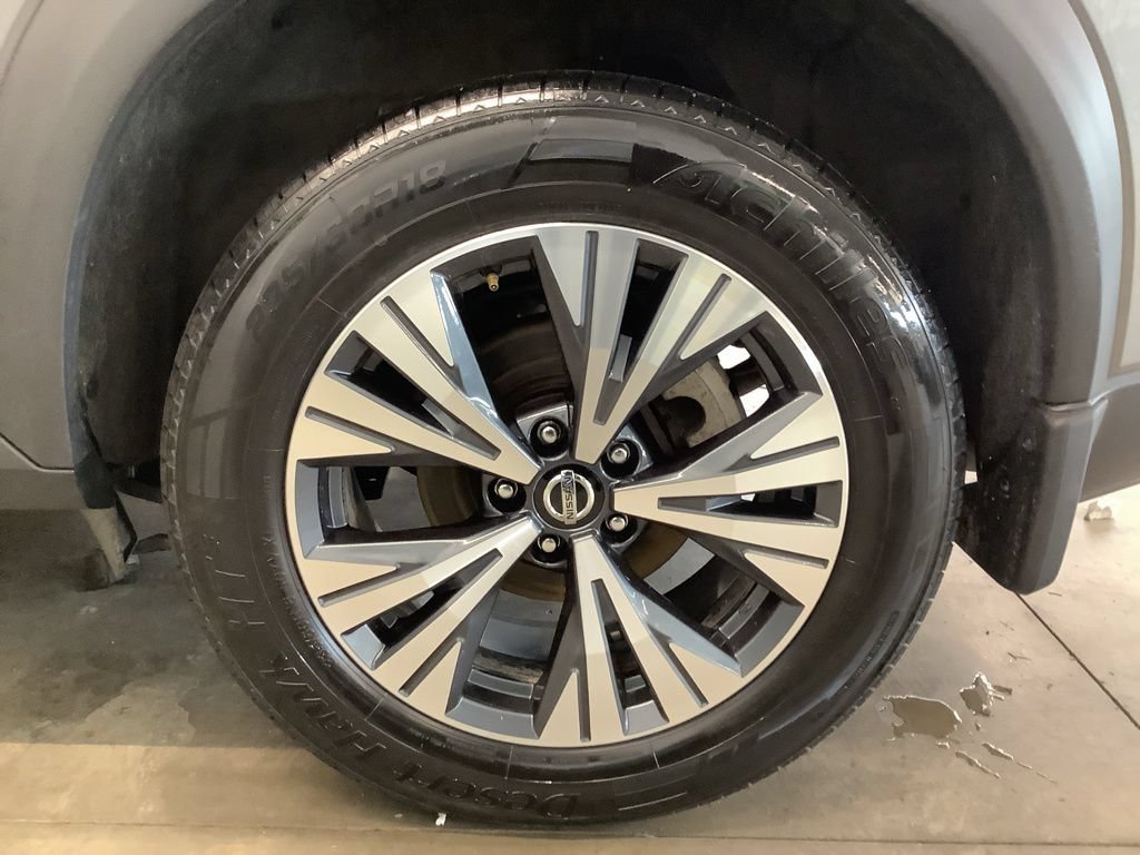 Used 2021 Nissan Rogue SV AWD/4WD image 20