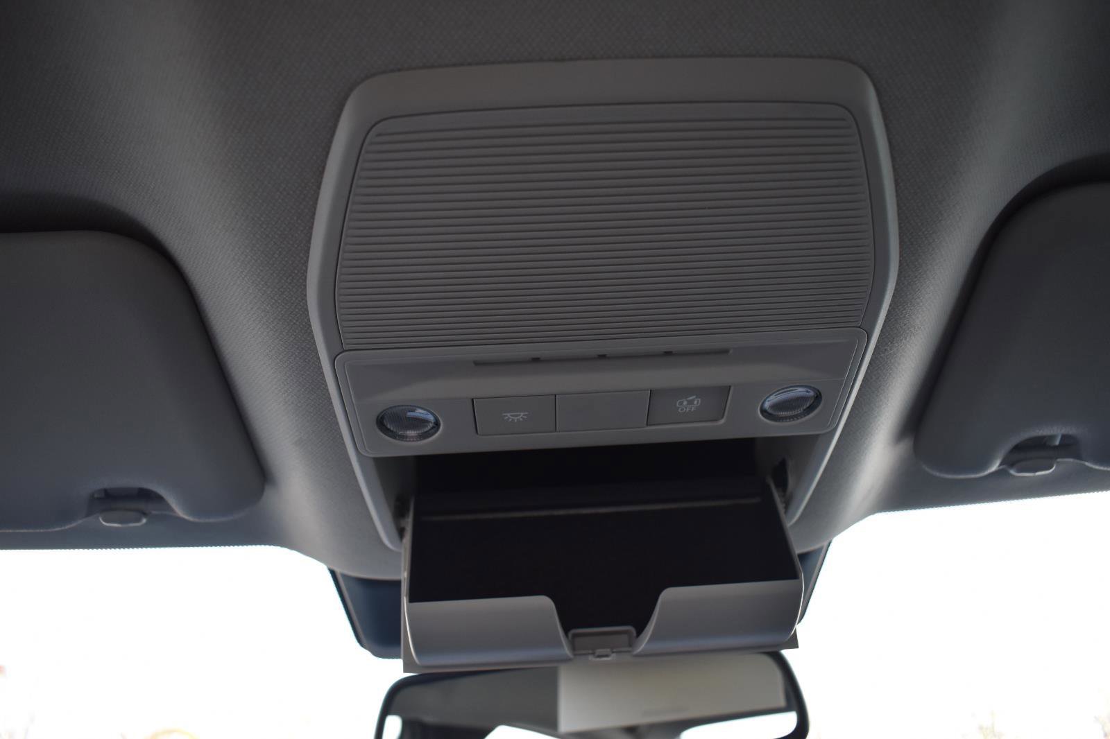 Used 2026 Nissan Sentra SV w/ SV Convenience Package FWD image 37