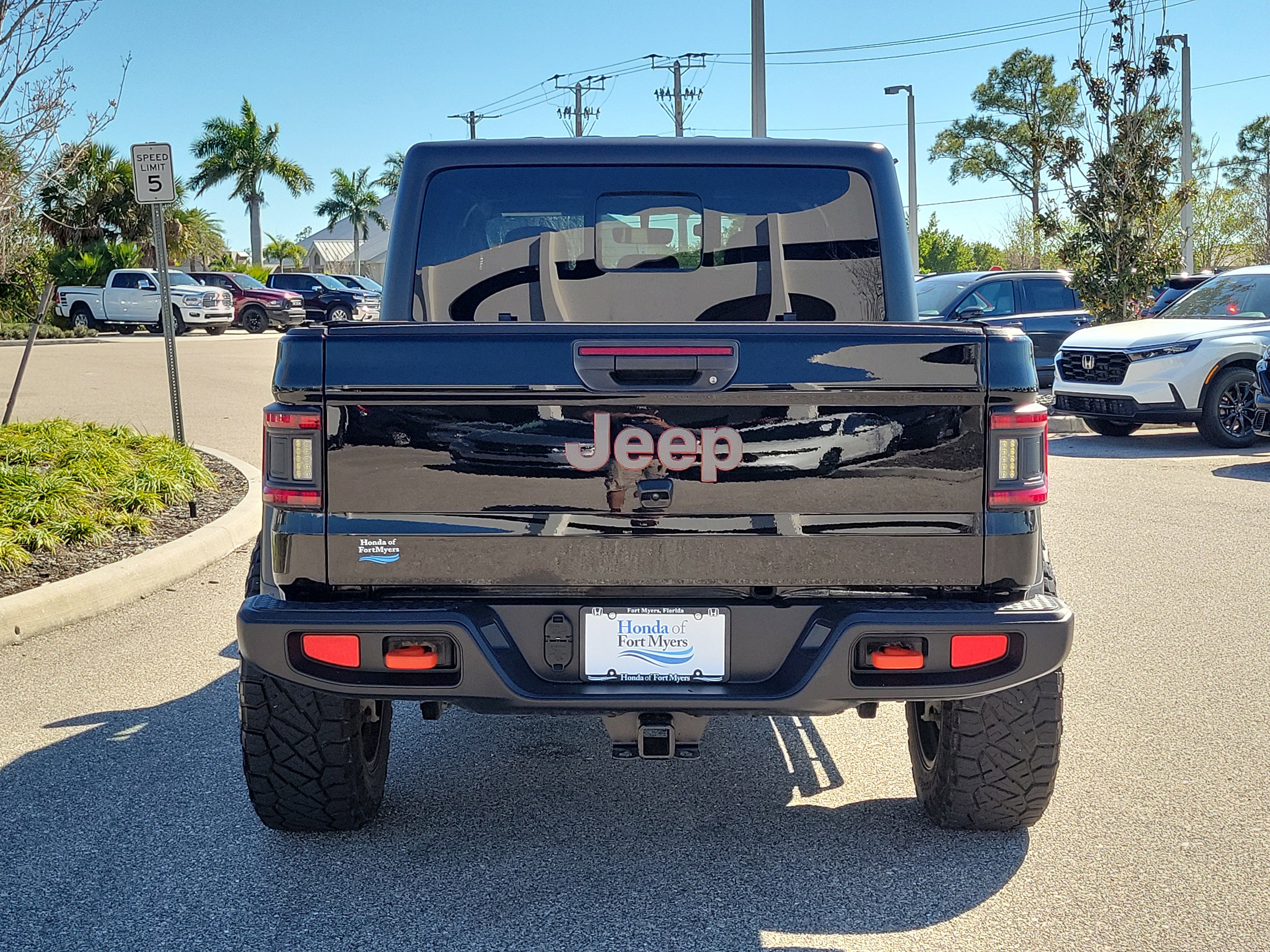 Used 2023 Jeep Gladiator Mojave w/ Cold Weather Group image 5