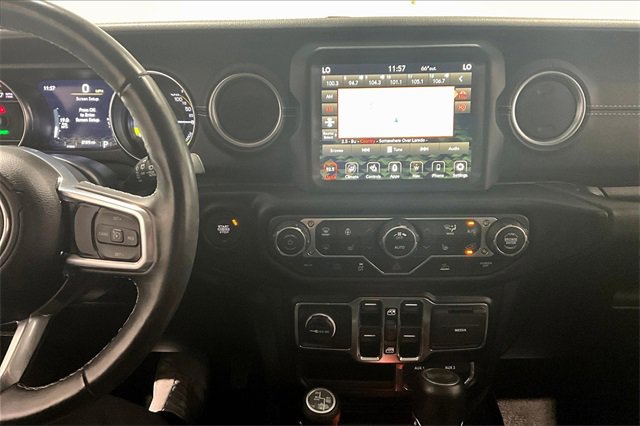 Used 2022 Jeep Wrangler Unlimited Sahara w/ Cold Weather Group image 15