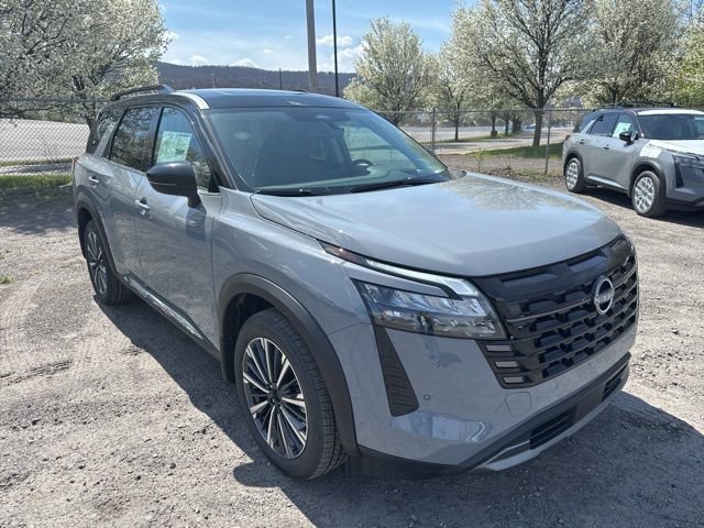 New 2026 Nissan Pathfinder Platinum w/ Cargo Package AWD/4WD image 3