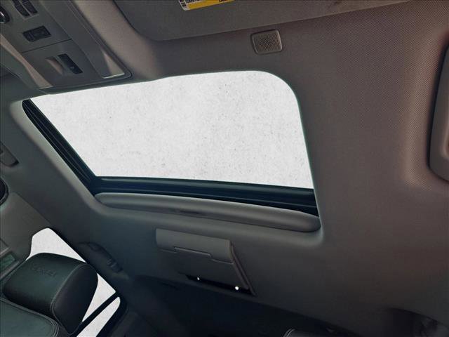 Used 2017 GMC Yukon Denali w/ Open Road Package image 14