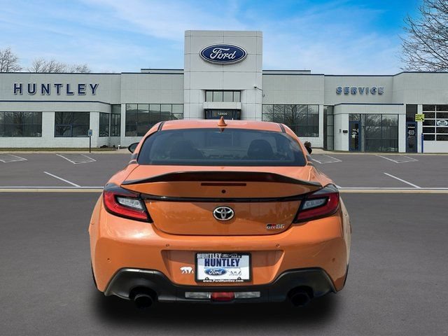 Used 2023 Toyota GR86 10th Anniversary SE RWD image 6