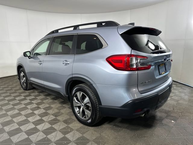 Used 2023 Subaru Ascent Premium w/ Convenience Package image 5